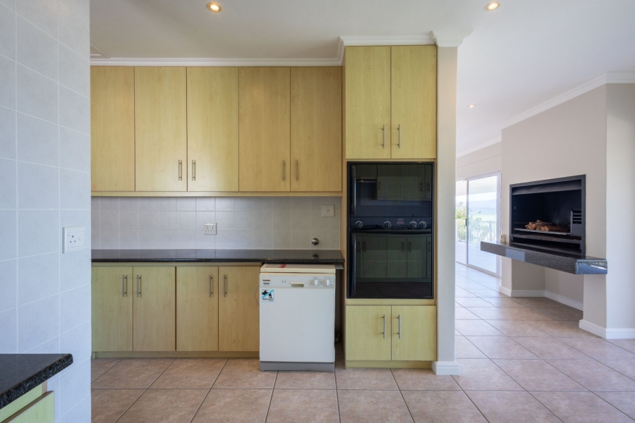 6 Bedroom Property for Sale in Cutty Sark Western Cape
